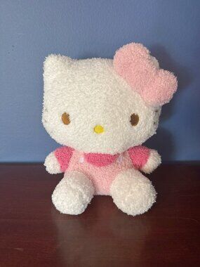 NWT 11.8” Sanrio Hello Kitty Happy Series Fuzzy Pink Plush Round1